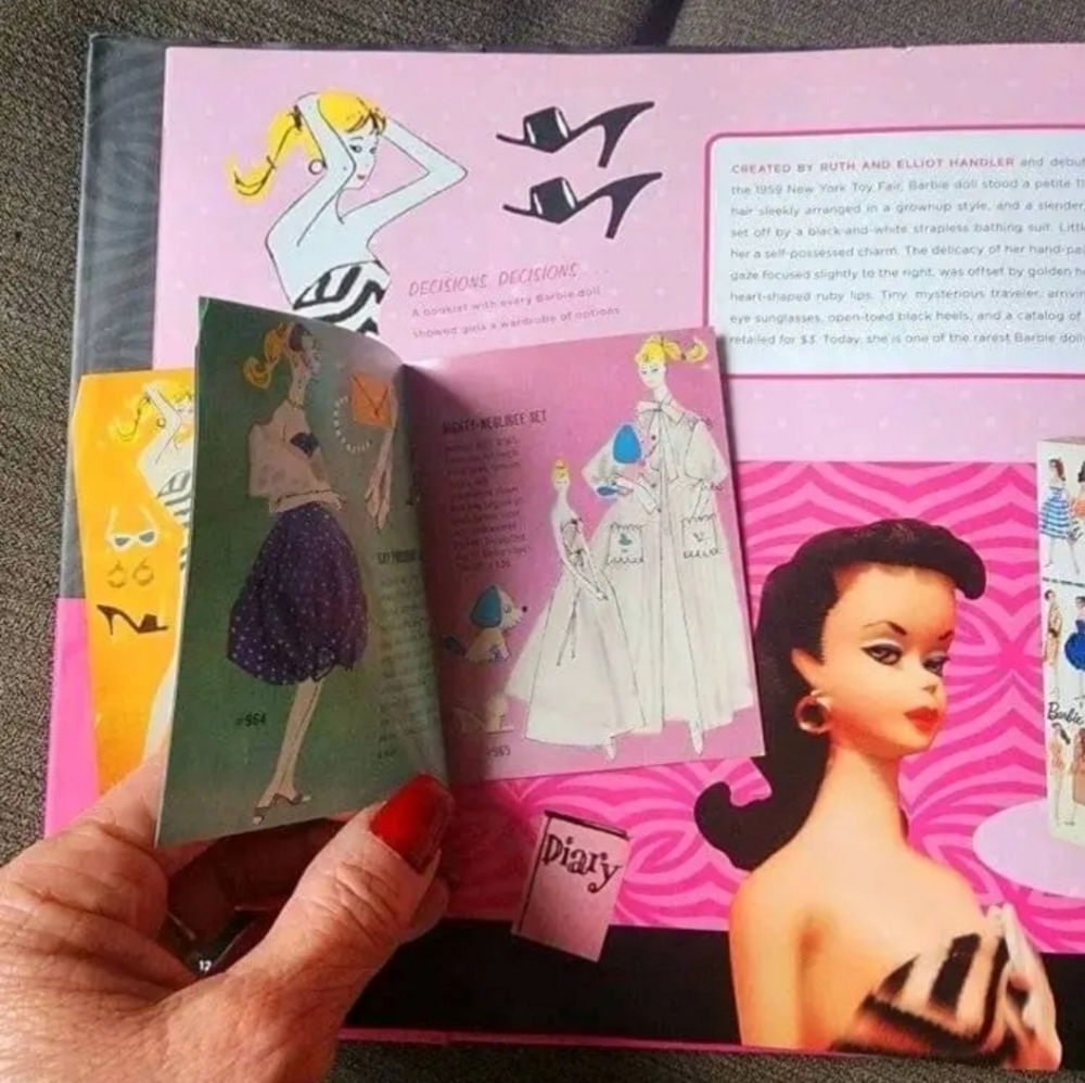 Barbie Books - Picture 2 of 4